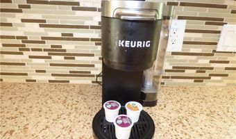 5650 Lake Lindero Dr, Agoura Hills, CA 91301