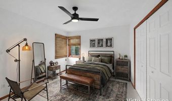 4055 Pontiac Trl, Ann Arbor, MI 48105