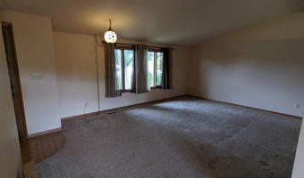 904 Guthrie St, Adair, IA 50002