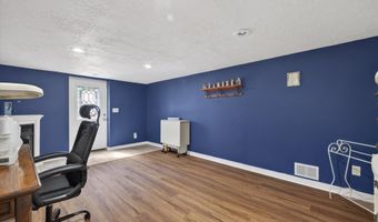 291 W Davis St, Bloomfield, IN 47424