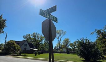 610 Central Ave, Bentonville, AR 72712