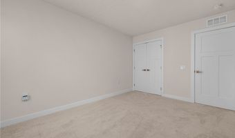 129 Eagle Cir, Amherst, OH 44001