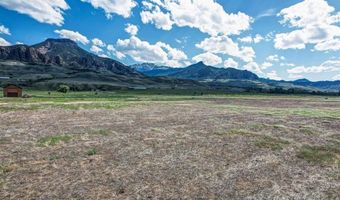 109 Stillwater Dr, Cody, WY 82414