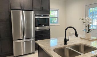 6305 E FORDHAM Dr, Baltimore, MD 21215