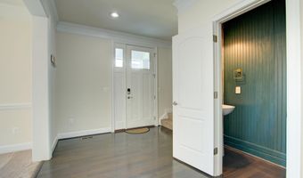 23685 KILKERRAN Dr, Aldie, VA 20105