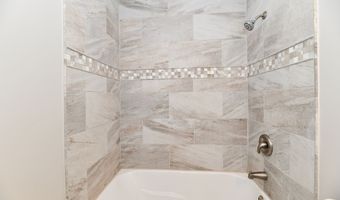 9397 Villa Woods Dr 213, Avon, IN 46123