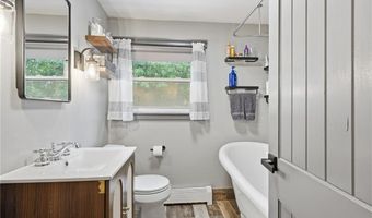 29 Harvest Dr, Coventry, RI 02816