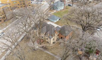 907 1st Dr NW, Austin, MN 55912