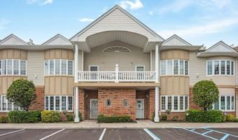 130 Francesca Way, Amityville, NY 11701