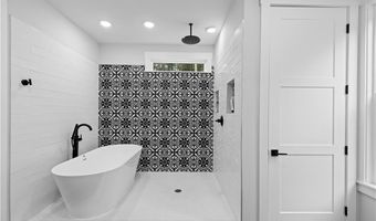 24 Plantation Rd NW, Adairsville, GA 30103