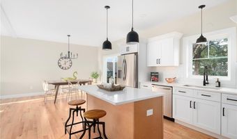 156 Potter St, Cranston, RI 02910