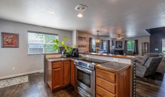 6521 Blue Springs Rd, Casper, WY 82604
