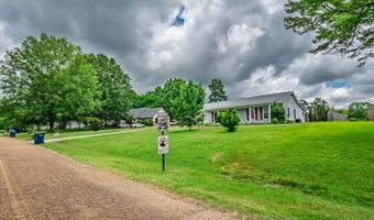 153 Hemlock Rd, Batesville, MS 38606