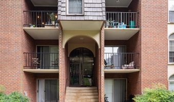 3334 WOODBURN VILLAGE Dr 33, Annandale, VA 22003