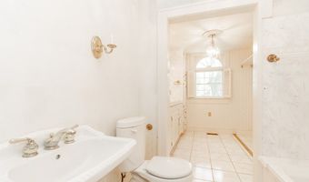 1233 Rawson Dr, Albany, GA 31701