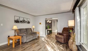 600 MANOR Ln, Cheyenne, WY 82009