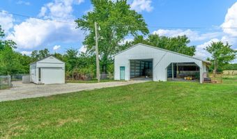 662 E 1452 Rd, Baldwin City, KS 66006