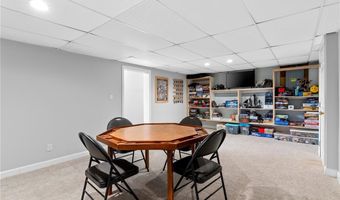 193 Fairway Dr, Akron, OH 44333