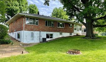 7830 Apple Valley Dr, Affton, MO 63123