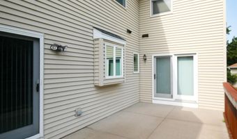 125 E WAYFARER Ln, Appleton, WI 54913