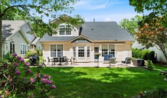 102 Sylvan Lake Blvd, Bayville, NJ 08721