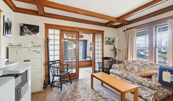 308 College St, Burlington, VT 05401