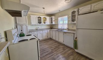 883 E Old Pomerene Rd, Benson, AZ 85602