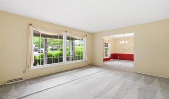 259 White Tree Ln, Ballwin, MO 63011