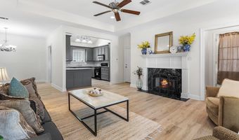 15222 High Woods, Baton Rouge, LA 70816