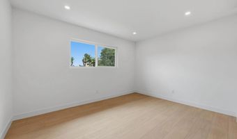 2610 Chestnut Ave, Carlsbad, CA 92010