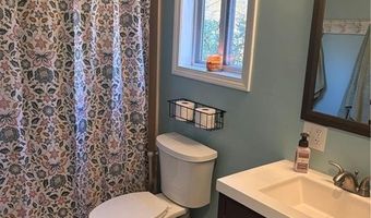 321 Laten Knight Rd, Cranston, RI 02921