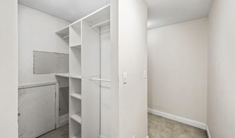 528 Vanderbilt Ave, Bayville, NJ 08721