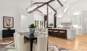 809 Crater St, Charlotte, NC 28205