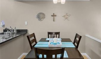 1210 Wicklow Rd Rd M, Ballwin, MO 63021
