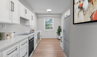 50 Greenhouse Rd 42D, Bridgeport, CT 06606