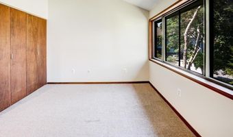 296 Brown Bear Xing 296, Acton, MA 01718