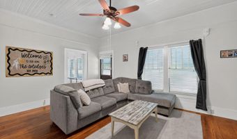 304 Blackmon St N, Camden, SC 29020