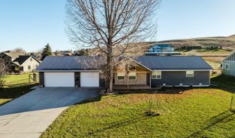 1005 Beckton Rd, Dayton, WY 82836