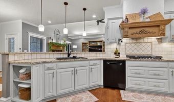 2409 Gary Ave, Bartlesville, OK 74006