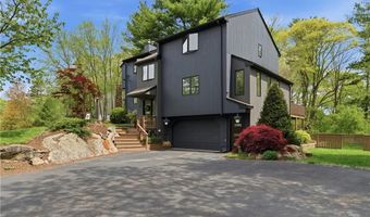5 Aurora Dr, Cumberland, RI 02864