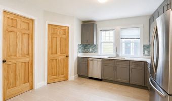 30 Eatonia St 30, Boston, MA 02134