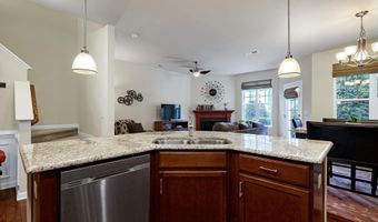 630 Briarcliff St, Apex, NC 27502