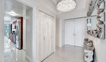 20281 E Country Club Dr 1114, Aventura, FL 33180