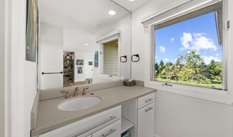 5636 Meadow Ln, Ann Arbor, MI 48105