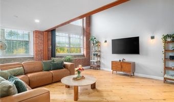 1 Tupperware Dr 138, North Smithfield, RI 02896