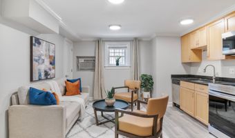 1708 NEWTON St NW 104, Washington, DC 20010