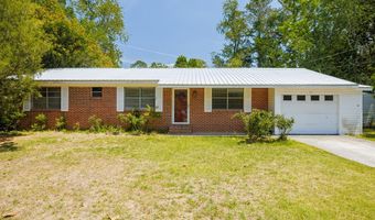 203 Magnolia Dr, Adel, GA 31620