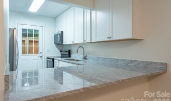 129 Colony Dr, Arden, NC 28704