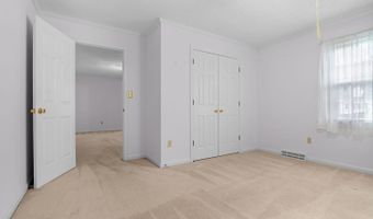 53 Woodlake Cir, Altavista, VA 24517
