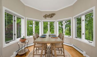 32 Merrill Rd, Campton, NH 03223